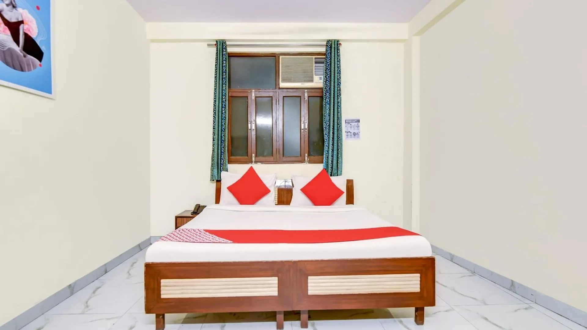 Hotel O 74192 Vishwakarma Palace Delhi