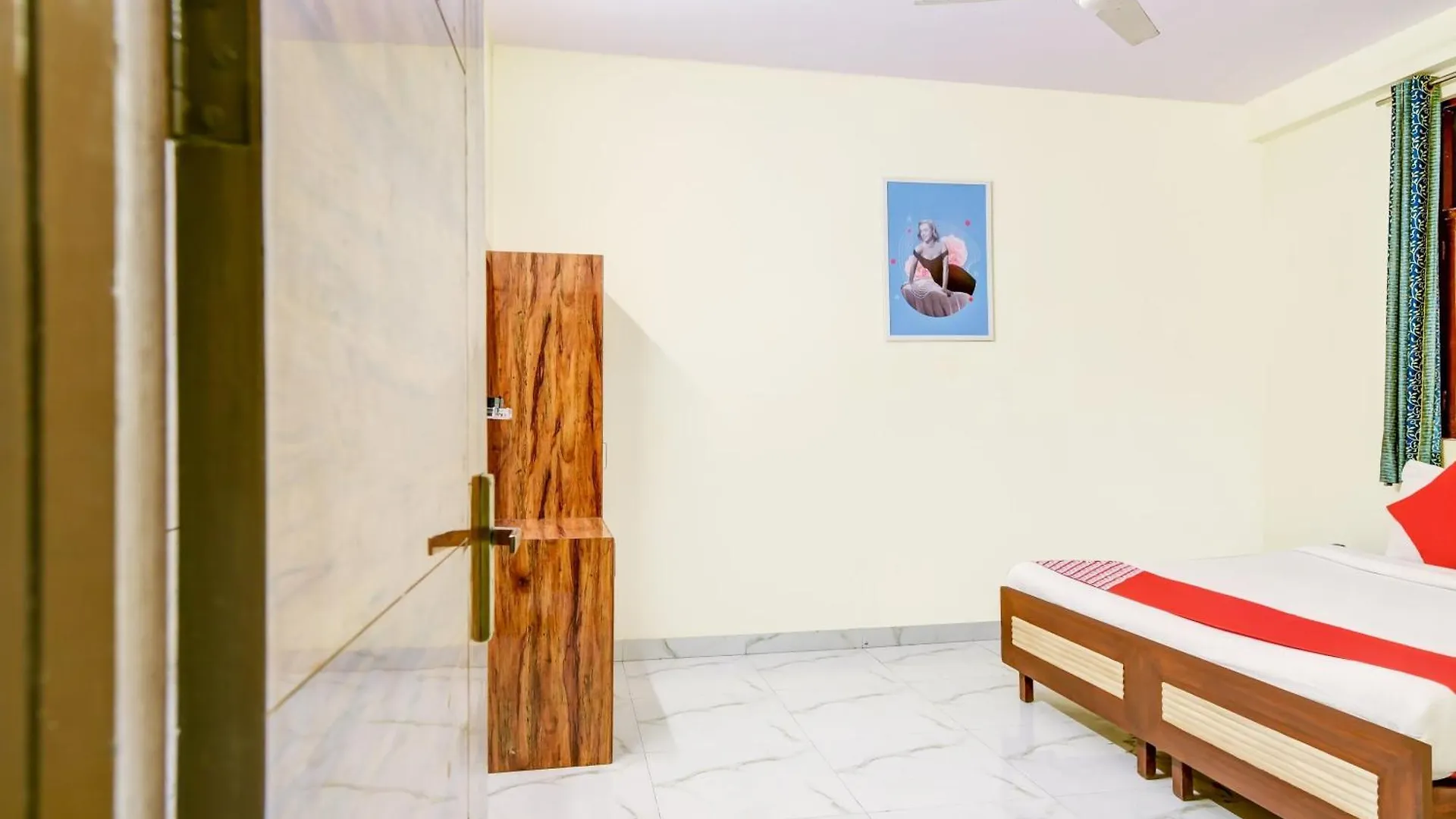 Hotel O 74192 Vishwakarma Palace Delhi   Delhi (National Capital Territory of India)