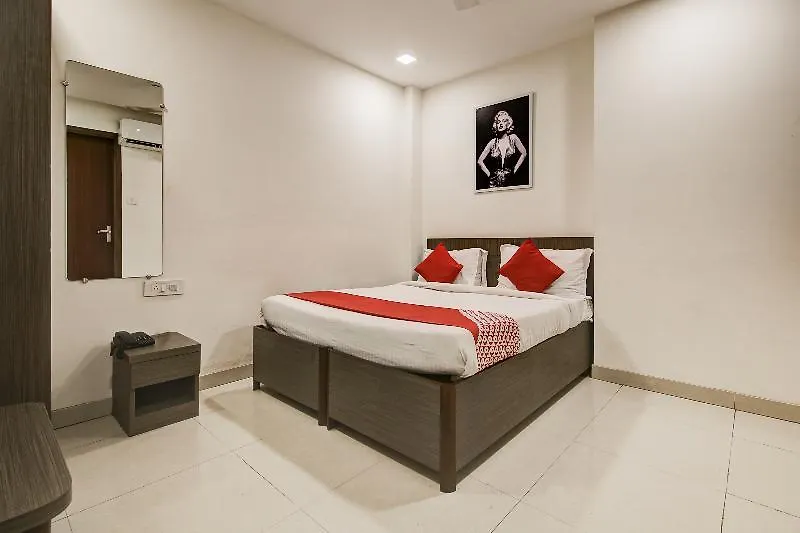 Hotel O 74192 Vishwakarma Palace Delhi  Delhi (National Capital Territory of India)